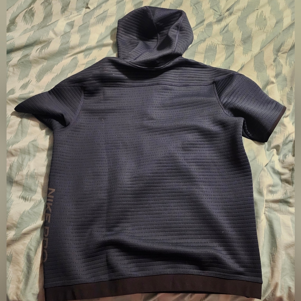 Nike Pro Short Sleeve Hoodie 1/4 Zip Performance Men's Size Medium - Picture 7 of 7